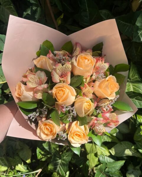 Buquê de Rosas Salmão